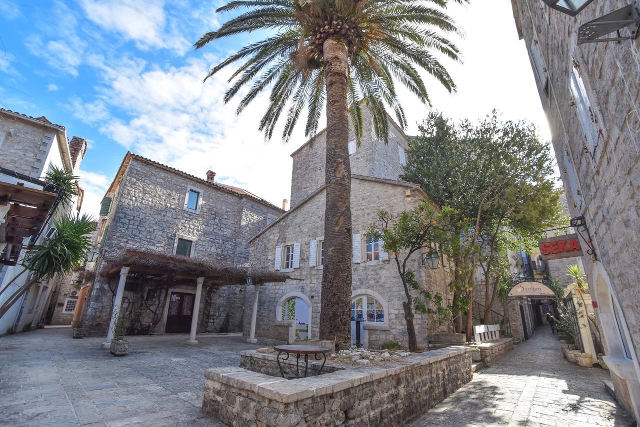 Palm Square 1 Old Town Apt Lägenhet Budva Exteriör bild